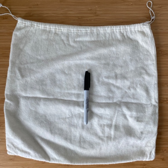 Vintage Courrages Paris cotton drawstring dust bag - Picture 3 of 5